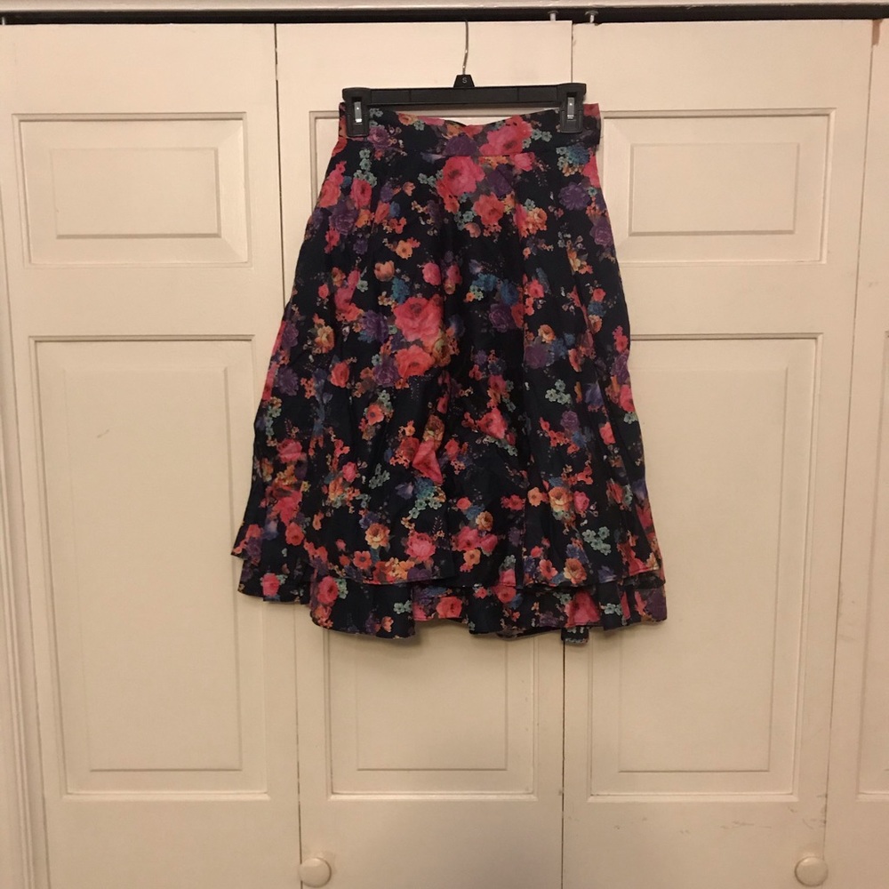 ModCloth Double-Layer Full Skirt - EUC.